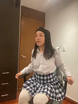 Snapshot of Sweet_t3Em chatting on 05.16.26 Sweet t3Em online show from 05.16.26