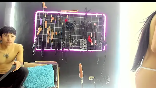 Snapshot of Slave_Melany_bdsm chatting on 05.19.26 Slave Melany bdsm online show from 05.19.26