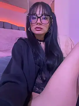  Lucycherry online show from 02.03.26