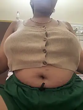 Snapshot of Real_Roma chatting on 03.11.26 Real Roma online show from 03.11.26