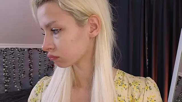 Naomi Demio online show from 07.26.26
