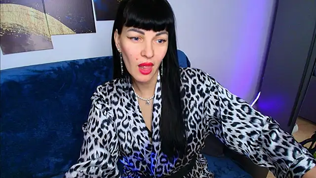 Agata  Moore online show from 05.09.26