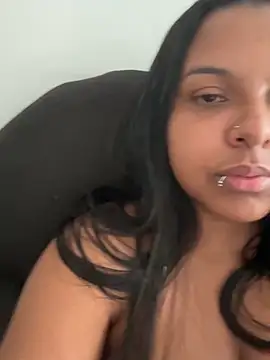 Snapshot of bella_255 chatting on 03.24.26 bella 255 online show from 03.24.26