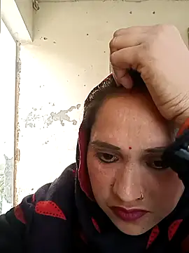 Cute-karisma1234 online show from 02.11.26