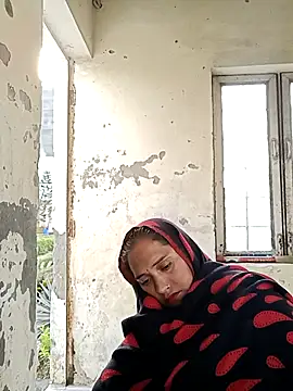 Cute-karisma1234 online show from 03.16.26