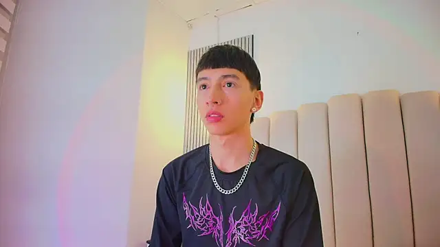 lian cameron online show from 04.27.26