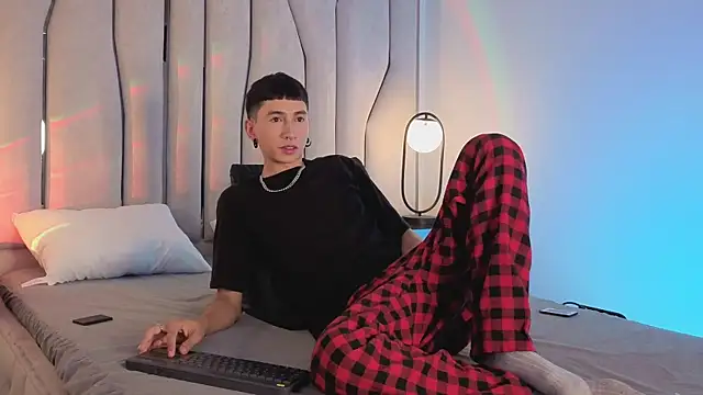 lian cameron online show from 06.25.26