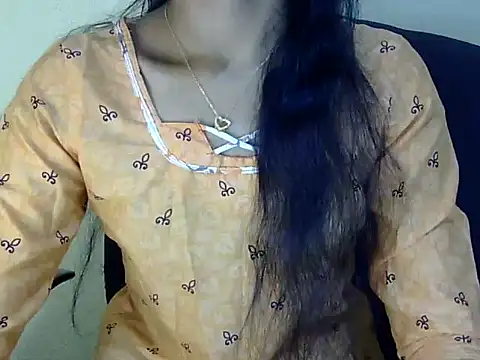 Snapshot of Khushi_v chatting on 03.09.26 Khushi v online show from 03.09.26