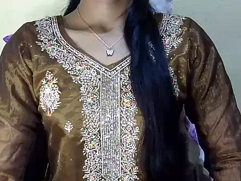 Snapshot of Khushi_v chatting on 03.28.26 Khushi v online show from 03.28.26