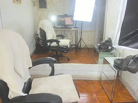 Shara Oz online show from 02.07.26