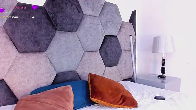 DulceJones online show from 03.10.26