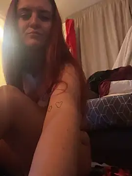PoppySlut6999 online show from 04.28.26