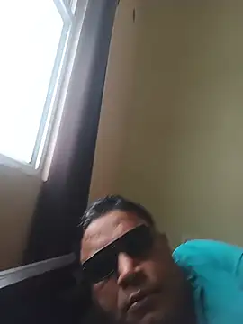 Snapshot of deshilnd chatting on 07.31.26 deshilnd online show from 07.31.26