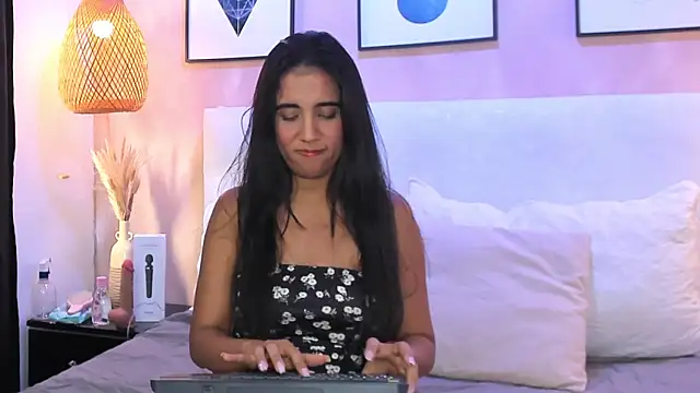 Piinksoul149 online show from 06.15.26