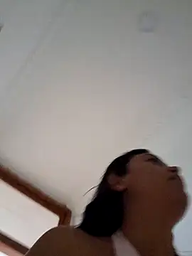 Layla em online show from 02.28.26