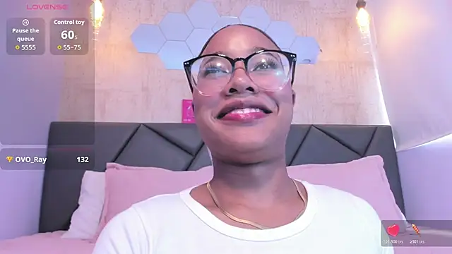 Naomy-lopez online show from 03.13.26