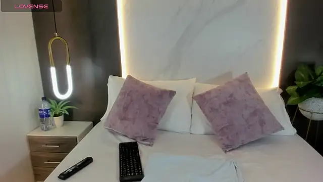 valeryn  rosse online show from 02.03.26