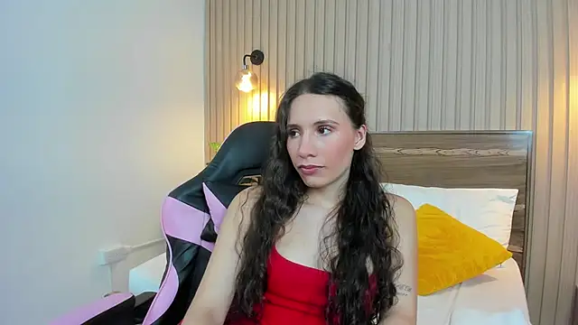 Snapshot of valeryn__rosse chatting on 07.15.26 valeryn rosse online show from 07.15.26