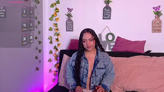 emiily curly online show from 04.27.26
