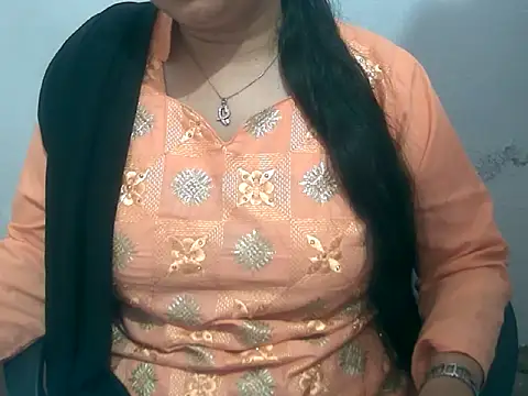 Cute Aliyaa online show from 03.06.26