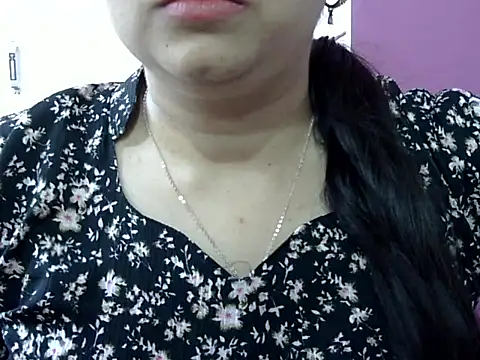 Cute Aliyaa online show from 04.25.26