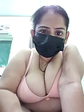 Snapshot of diyam4002 chatting on 02.26.26 diyam4002 online show from 02.26.26