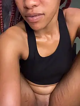 Snapshot of Hot_Mess18 chatting on 02.02.26 Hot Mess18 online show from 02.02.26