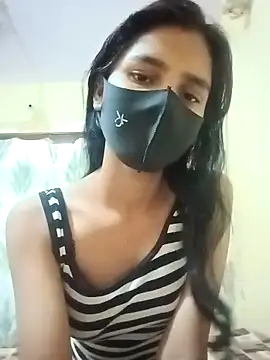 Snapshot of Mahira-- chatting on 02.27.26 Mahira-- online show from 02.27.26