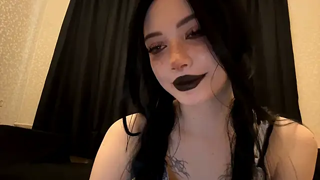 Kiralovessto online show from 02.11.26