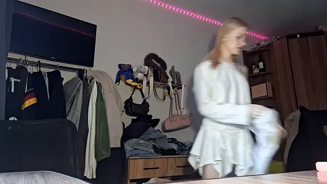 ChongTreece online show from 02.06.26