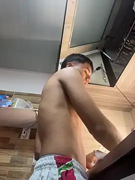 Snapshot of CreamKingg chatting on 03.09.26 CreamKingg online show from 03.09.26