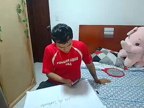 Snapshot of CreamKingg chatting on 03.24.26 CreamKingg online show from 03.24.26