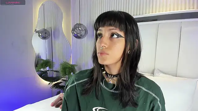 ViolettaColinss online show from 06.09.26