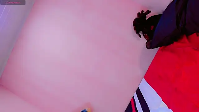 zoe rous2 online show from 02.06.26