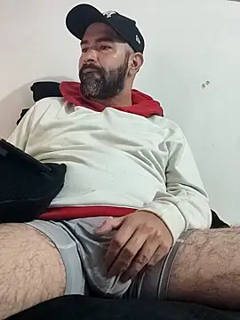 Snapshot of hairyandbigmann chatting on 02.03.26 hairyandbigmann online show from 02.03.26