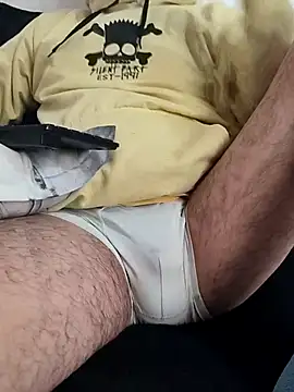 Snapshot of hairyandbigmann chatting on 03.05.26 hairyandbigmann online show from 03.05.26