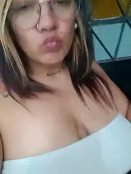 kuramaqueen online show from 03.13.26