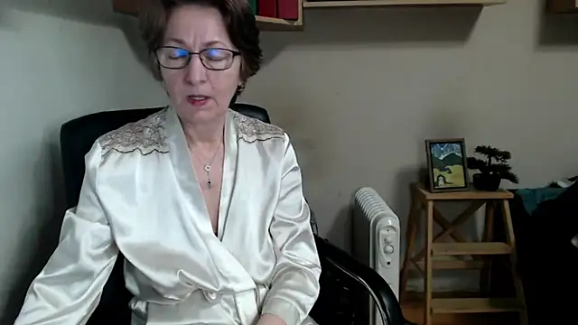 katemodel online show from 03.01.26