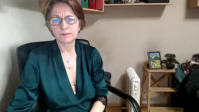 katemodel online show from 03.16.26