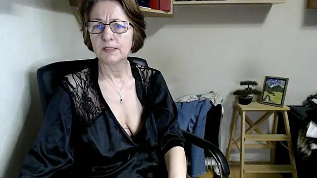 katemodel online show from 06.16.26