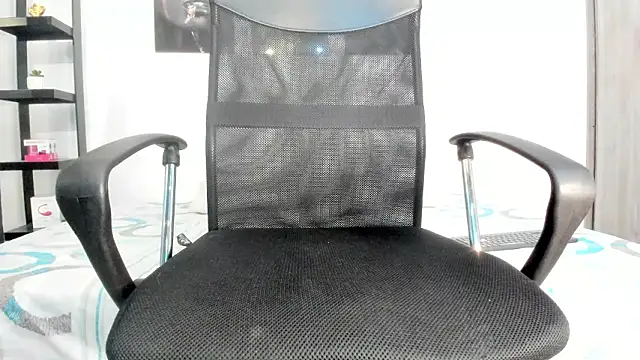 Snapshot of milo_cruz_ chatting on 03.31.26 milo cruz online show from 03.31.26