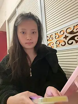 BIGBABYYEYE online show from 03.03.26