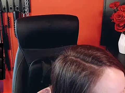  MissJaneWarren  online show from 05.06.26