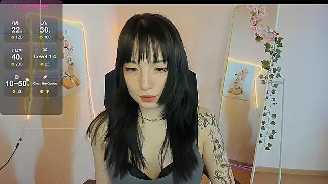 AliceeinWonderlanddd online show from 05.02.26