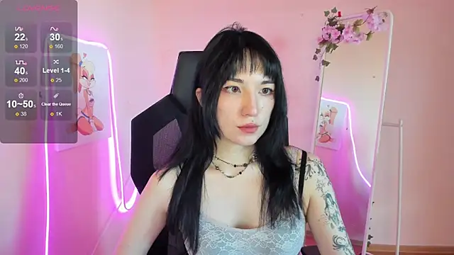 AliceeinWonderlanddd online show from 06.15.26