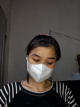 Daisy-lusia2026 online show from 04.23.26