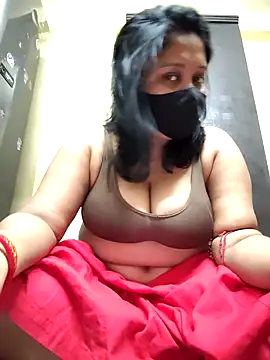 Curvy Trisha online show from 03.01.26