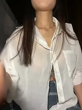 uyensexy online show from 02.19.26