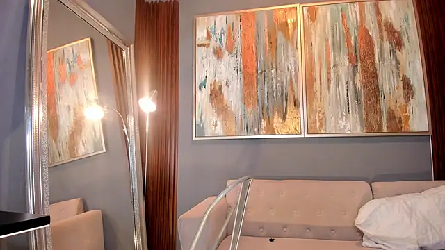 TAHIELA  online show from 03.12.26