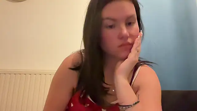 Snapshot of kiaraaaa75 chatting on 03.09.26 kiaraaaa75 online show from 03.09.26